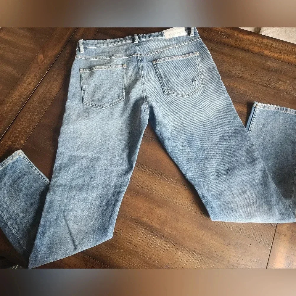 NWOT Men's Italian‎ Closed Straight Leg Jeans 32